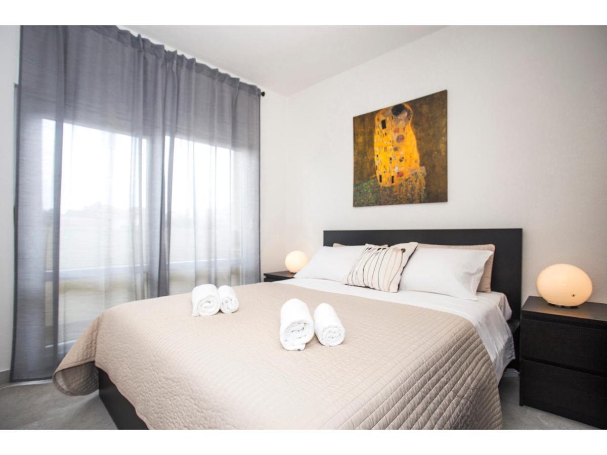 ספליט Olive Tree Apartments מראה חיצוני תמונה